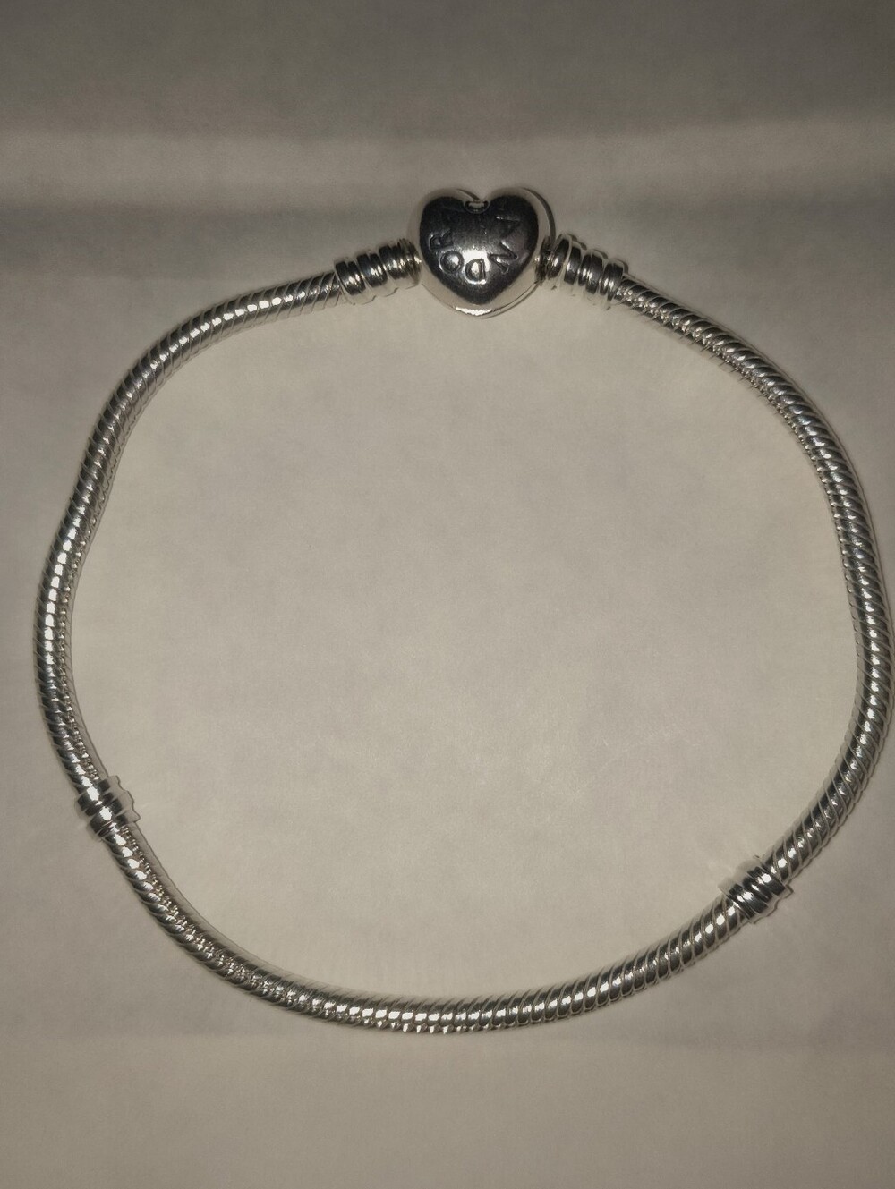 ✨ Authentic Pandora Sterling Silver Heart Clasp Snake Bracelet